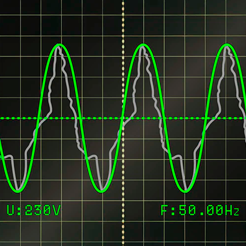 Invertní technologie s dieselovým motorem v odhlučněném krytu